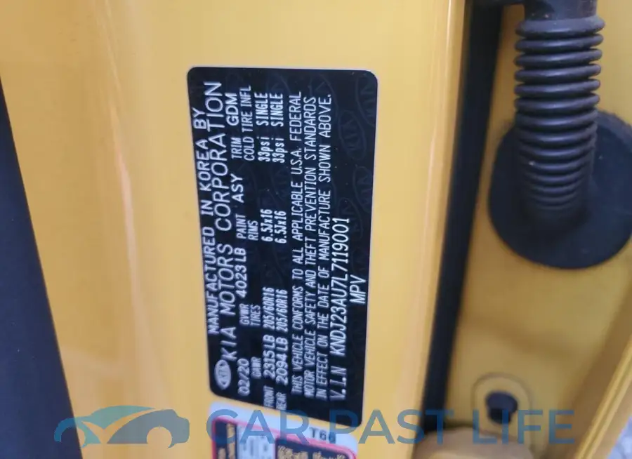 KNDJ23AU7L7119001# 12