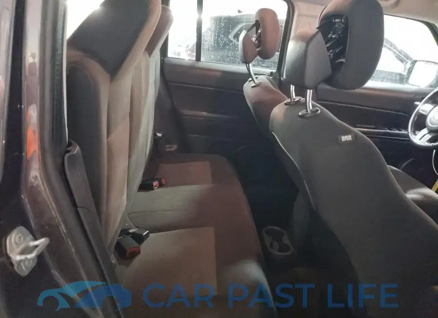 1C4NJPFA1GD678755# 10