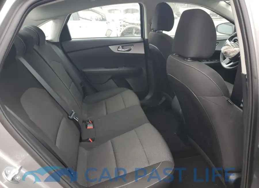 3KPF24AD7PE604529# 10