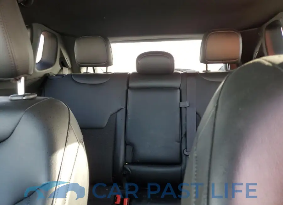 3C4NJDBNXPT523073# 10