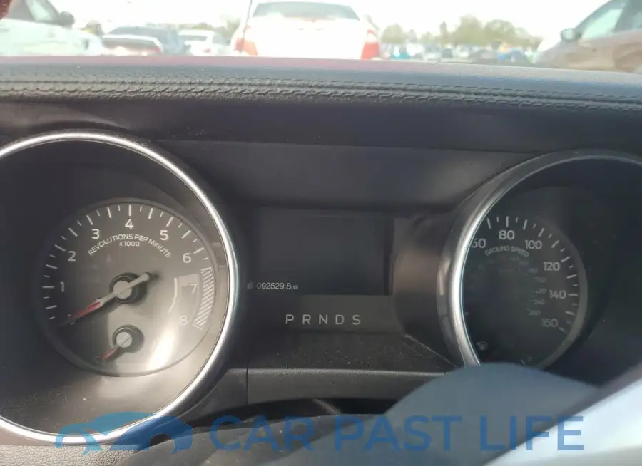 1FATP8UH2J5109884# 9