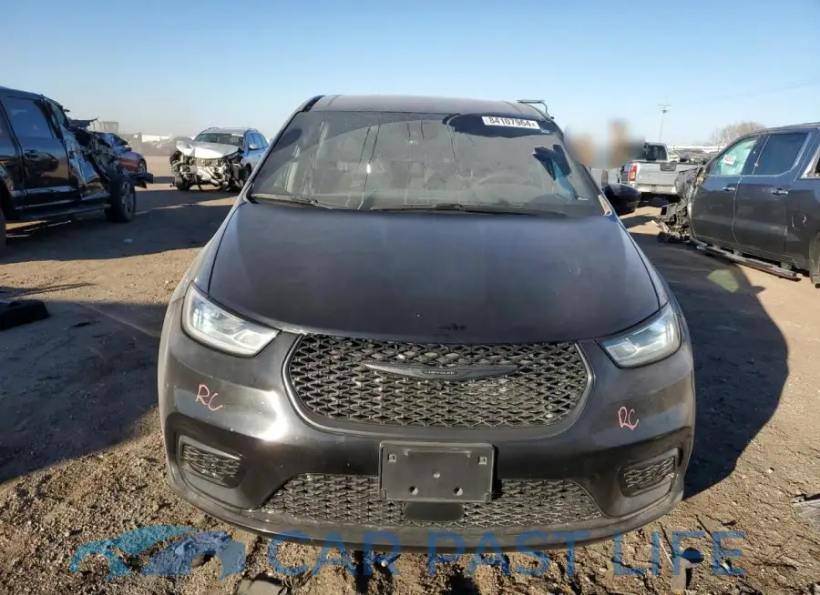 2C4RC1L74NR137968# 5