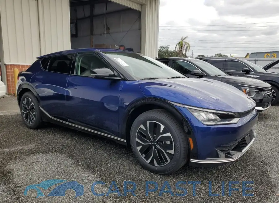 KNDC34LA6R5207119# 4