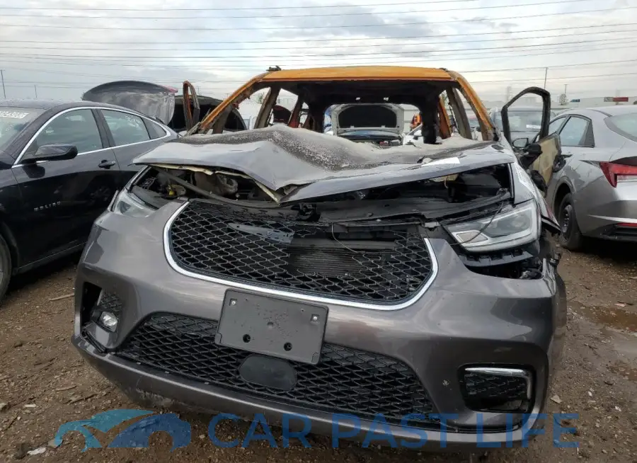 2C4RC1BG1NR138724# 5
