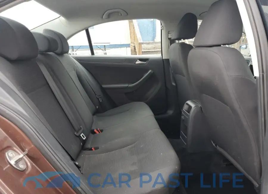 3VW167AJ2GM367666# 10