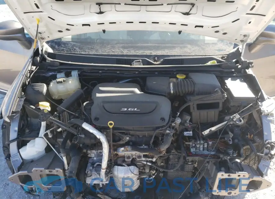 2C4RC1BG4HR536272# 12