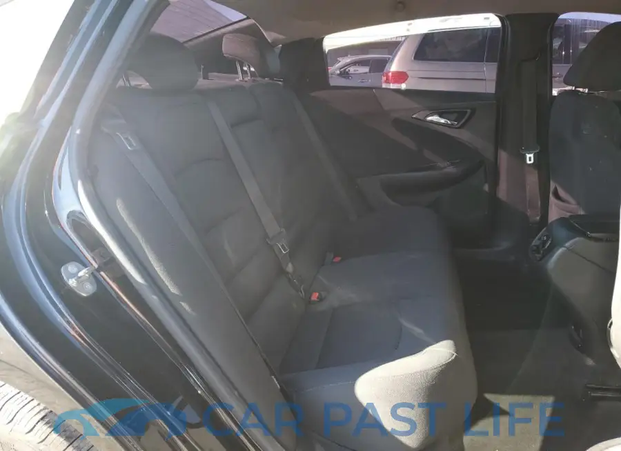 1G1ZE5ST3HF102004# 10
