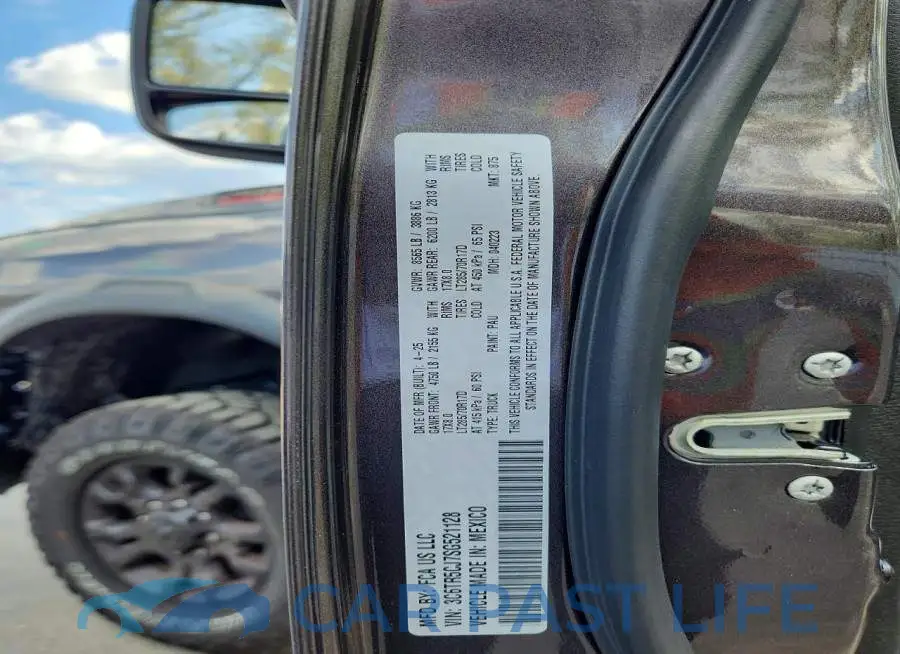 3C6TR5CJ7SG521128# 12