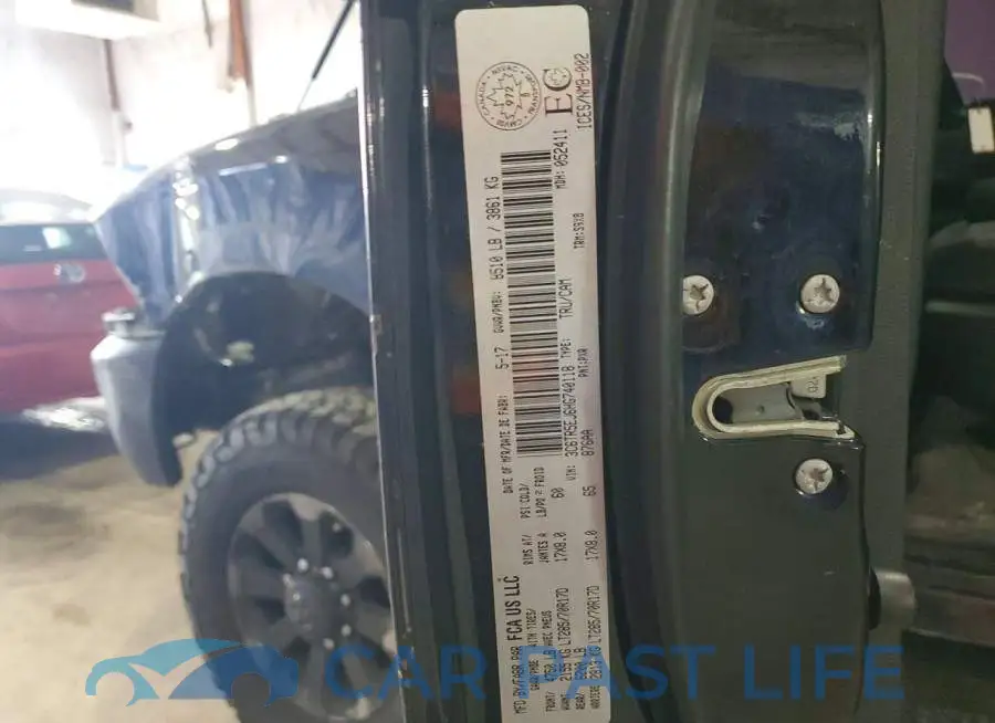 3C6TR5EJ6HG740118# 12