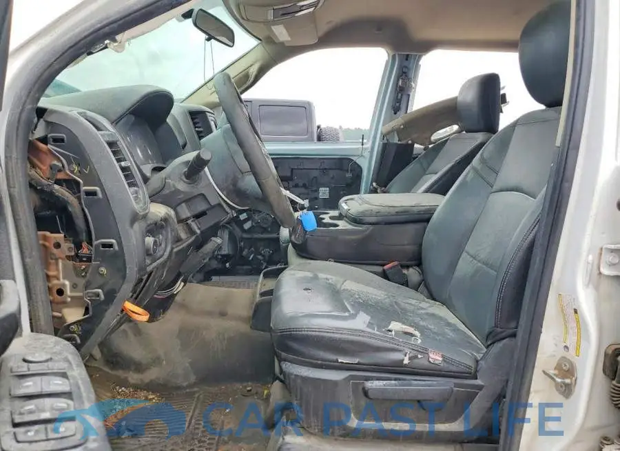 3C6UR4CJ5LG110603# 7