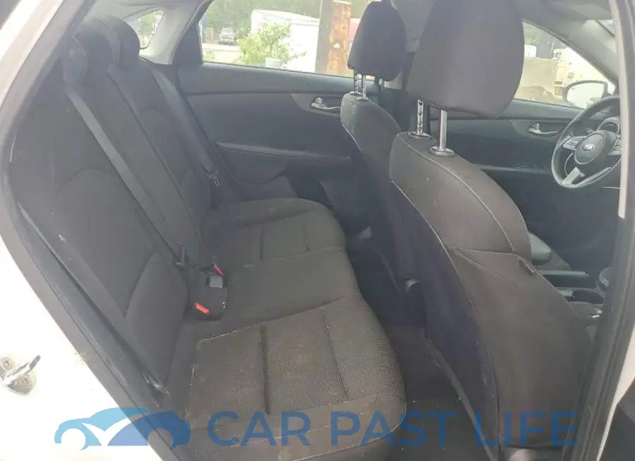 3KPF24AD4LE143350# 10