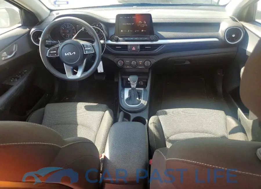 3KPF24AD7PE564582# 8