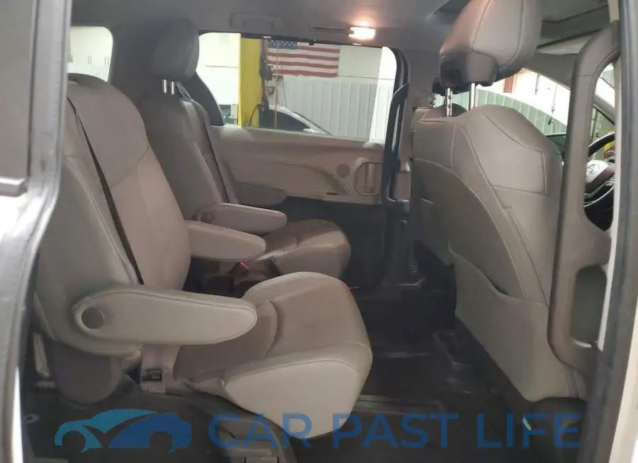 5TDYSKFC7RS121919# 11