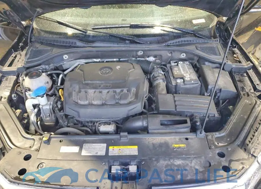 1VWSA7A33NC000598# 11