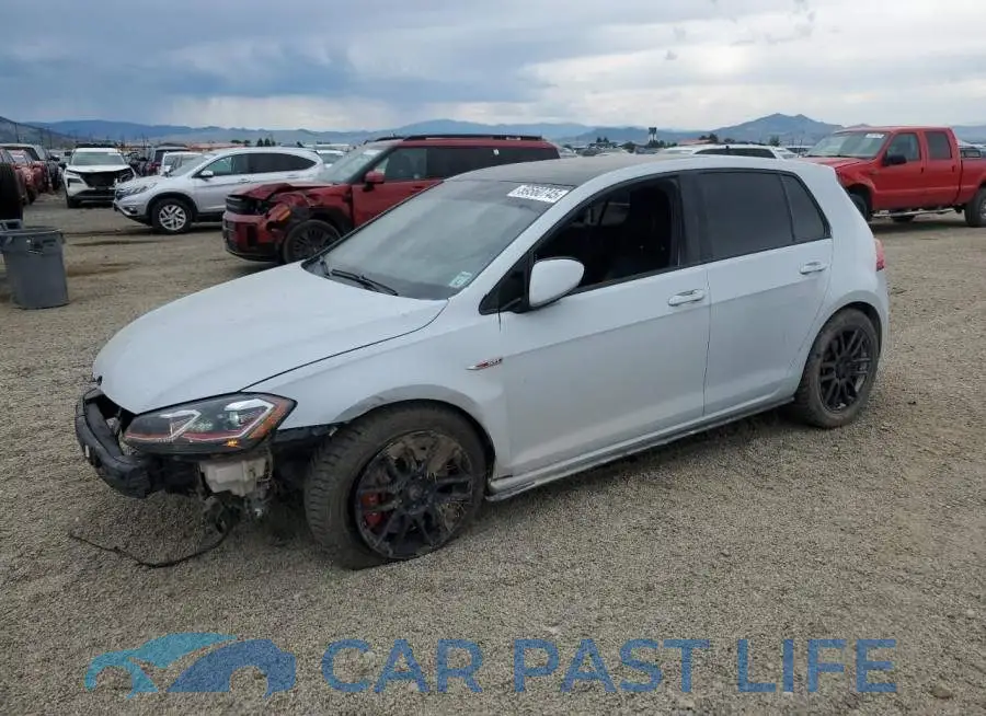 3VW547AUXJM256775# 1