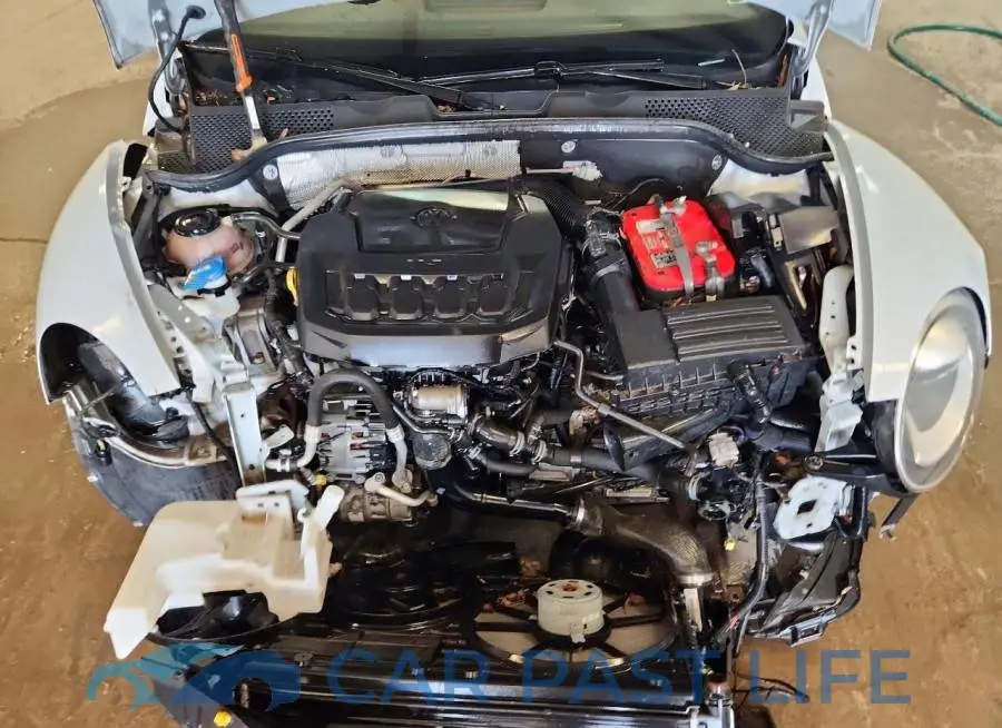 3VW5DAAT4JM506547# 11