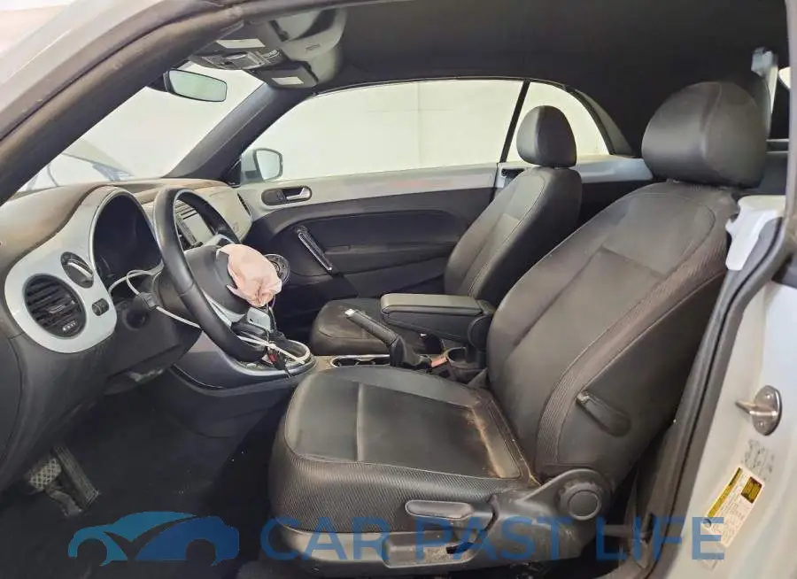 3VW5DAAT4JM506547# 7