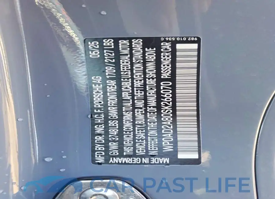 WP0AD2A80SK266070# 13