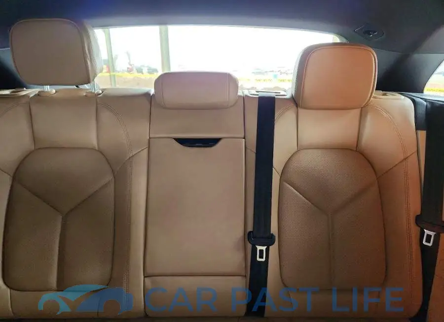 WP1AA2A50LLB06988# 10