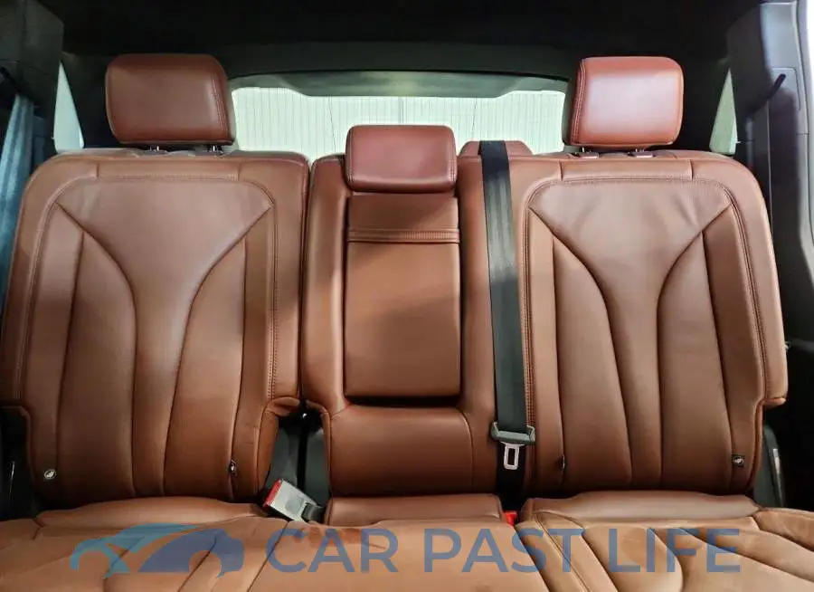 2LMPJ8LP8HBL28568# 10