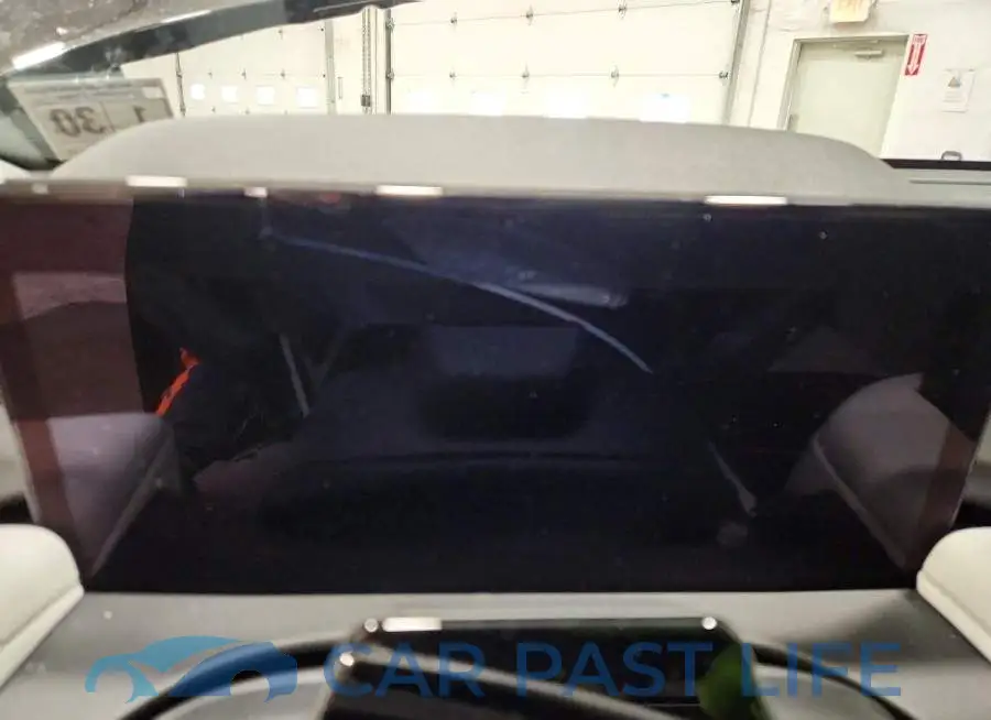 5LM5J7XC9SGL14728# 9