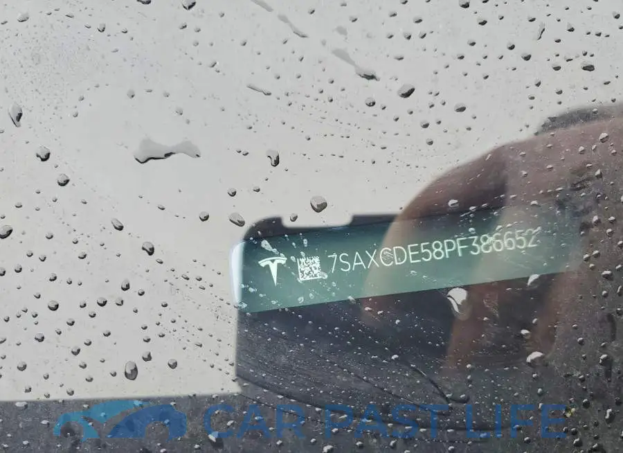 7SAXCDE58PF386652# 12