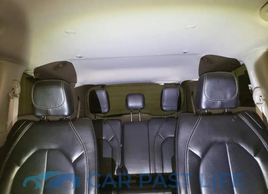 2C4RC1DG2MR512978# 10