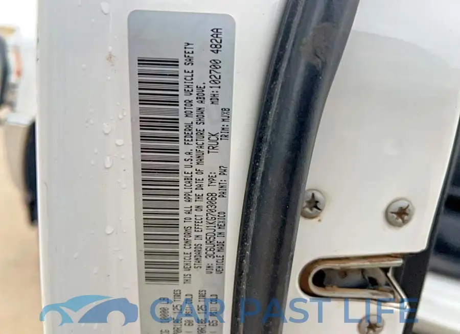 3C6UR5DJ1KG703068# 10