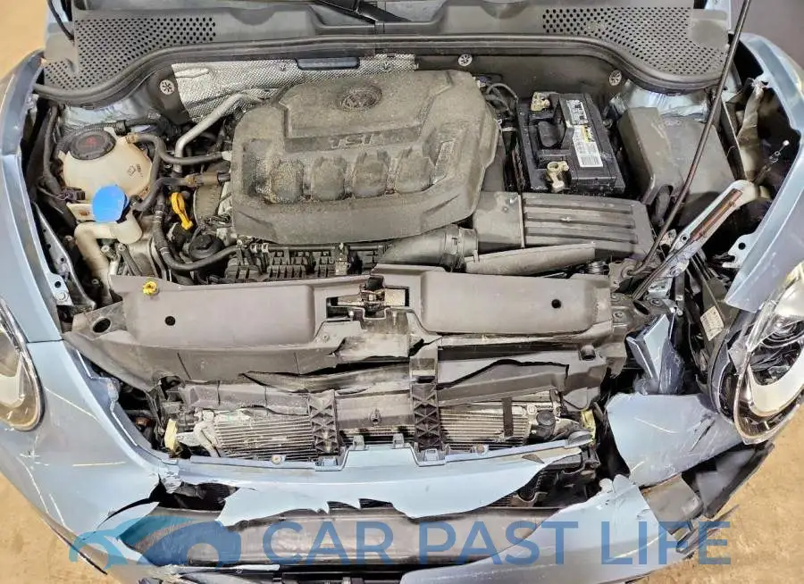 3VW5DAAT6KM510083# 11