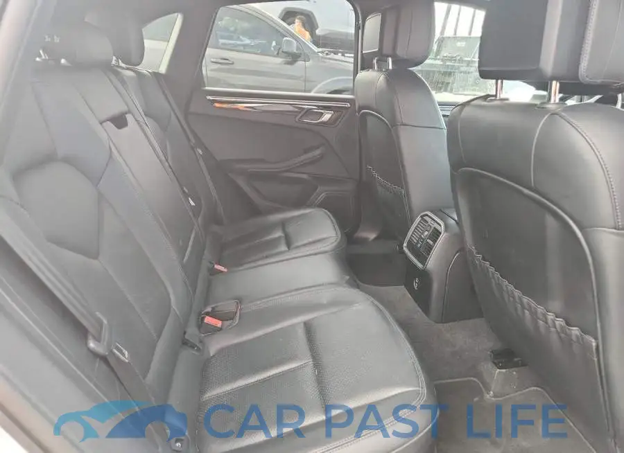 WP1AB2A55MLB30685# 11