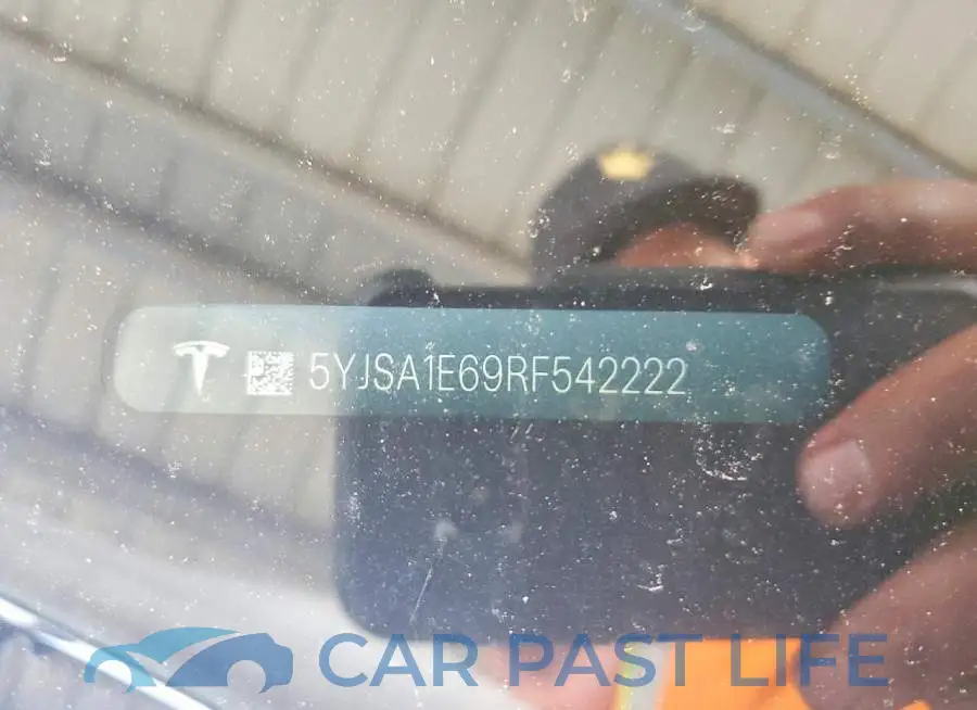 5YJSA1E69RF542222# 12