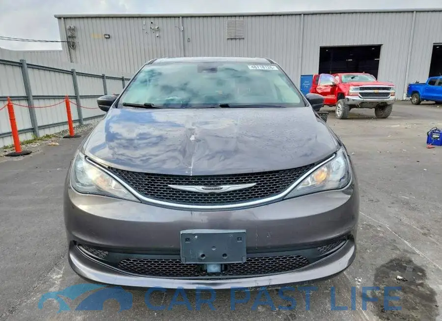 2C4RC1CG2MR555024# 5