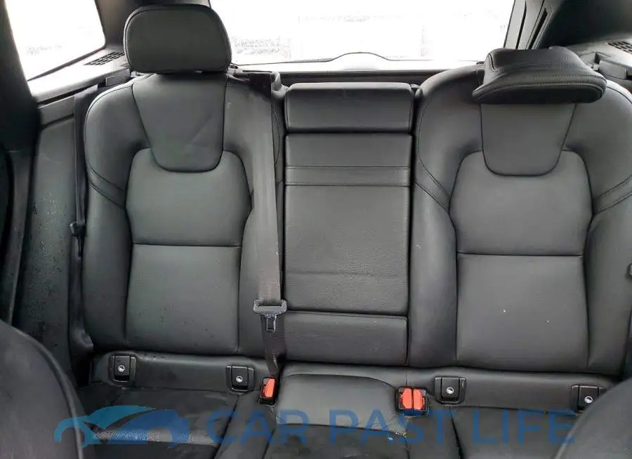 YV4102RK7L1435663# 10