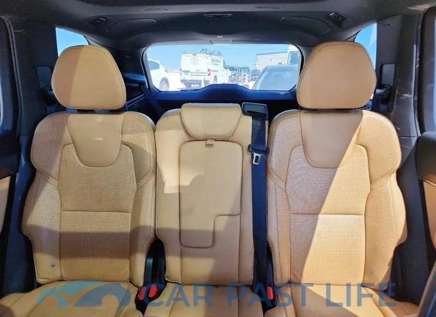 YV4A22PL9H1166286# 10