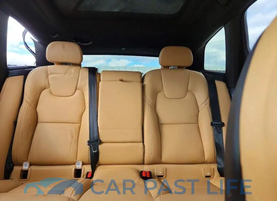 YV4M12RM5S1051312# 10
