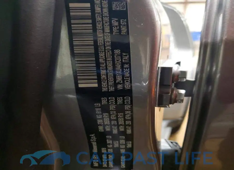 ZN661XUA4HX207186# 13
