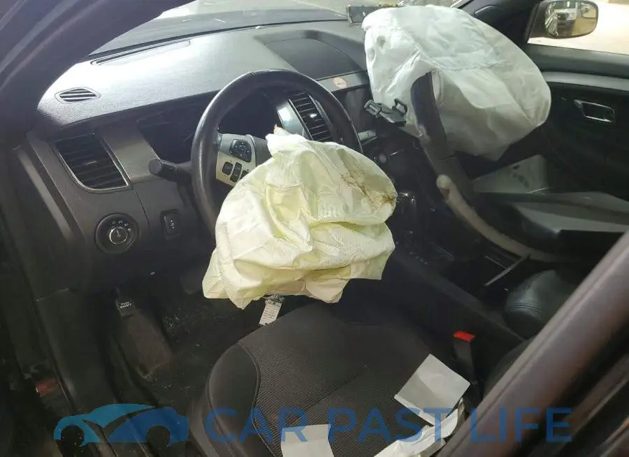 1FAHP2E85HG126209# 8