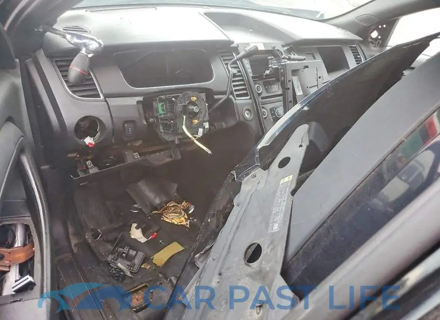 1FAHP2MK3JG104390# 8
