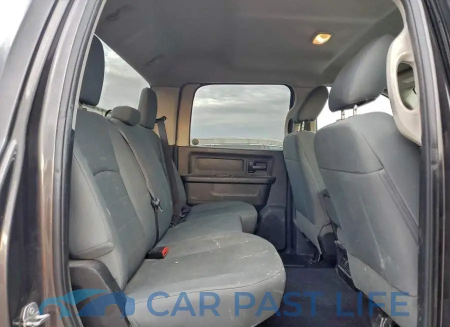 3C6UR5CJ6HG568941# 10