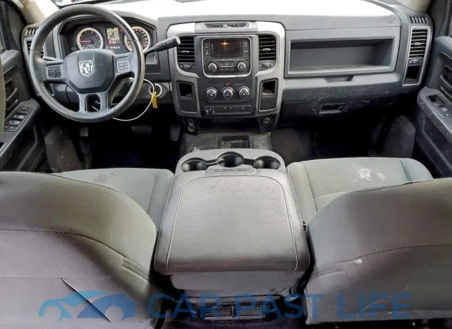 3C6UR5CJ6HG568941# 8