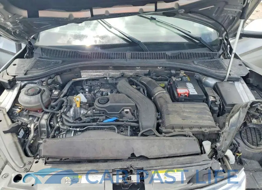 3VW7M7BUXNM032189# 11