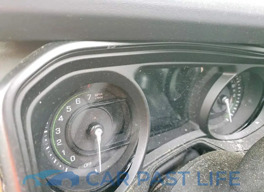 1C4RJXU61RW162001# 9