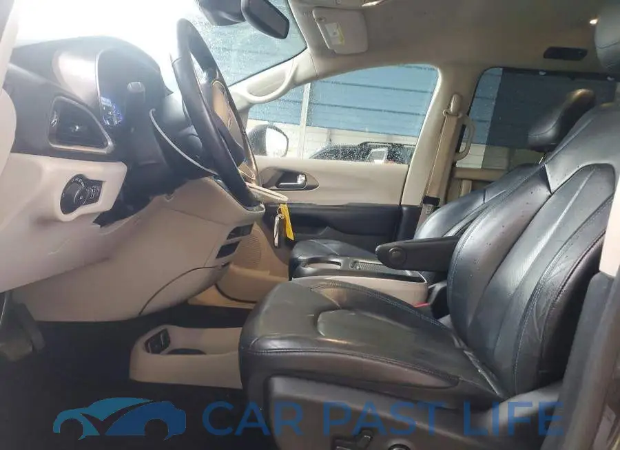 2C4RC1BG1MR585052# 7