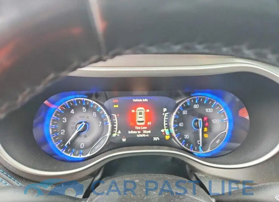 2C4RC1BG8MR543526# 9