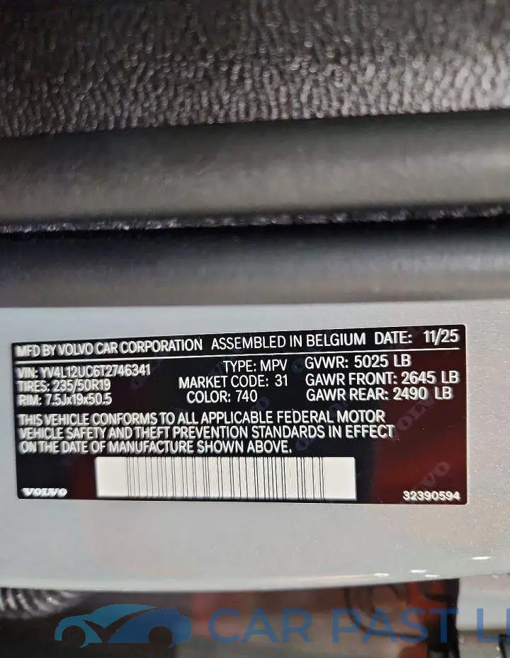 YV4L12UC6T2746341# 14