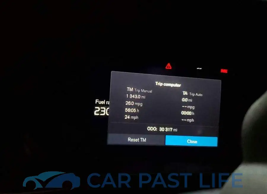YV4L12UV1P2910747# 9