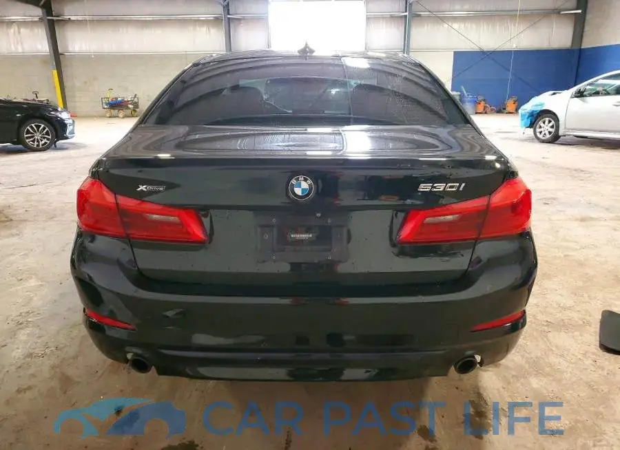 WBAJA7C52KWW17592# 6