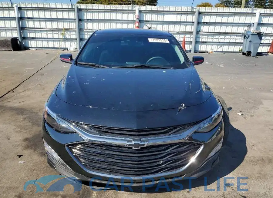 1G1ZD5ST2SF129592# 5