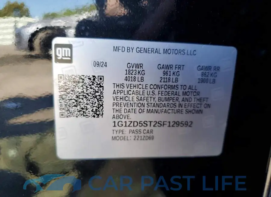 1G1ZD5ST2SF129592# 12