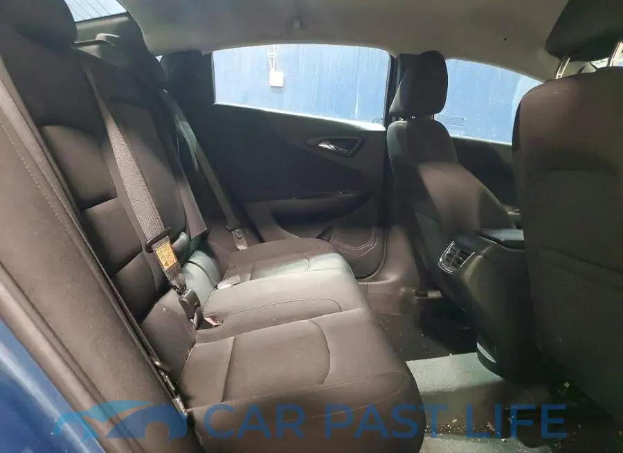 1G1ZD5ST6RF168695# 10